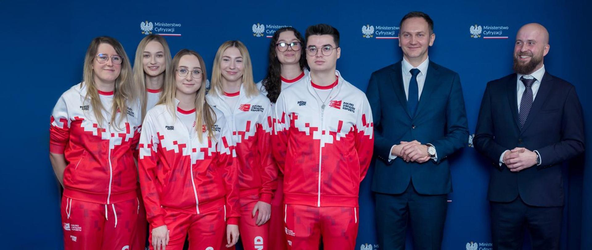 Konferencja prasowa dot. e-sportu ministra Rafała Rosińskiego