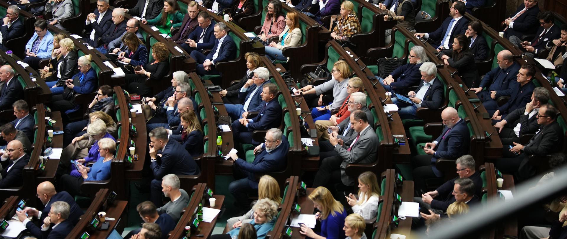 Sejm za wyższymi dofinansowaniami do wynagrodzeń pracowników z niepełnosprawnościami