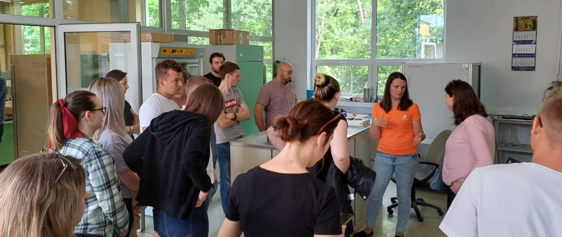 Wizyta studentów Politechniki Opolskiej w laboratorium GDDKiA