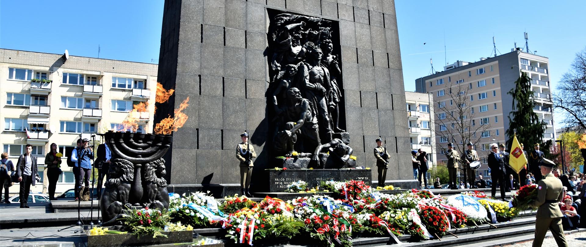 Pomnik Bohaterów Getta w Warszawie. Fot. Archiwum MUW.