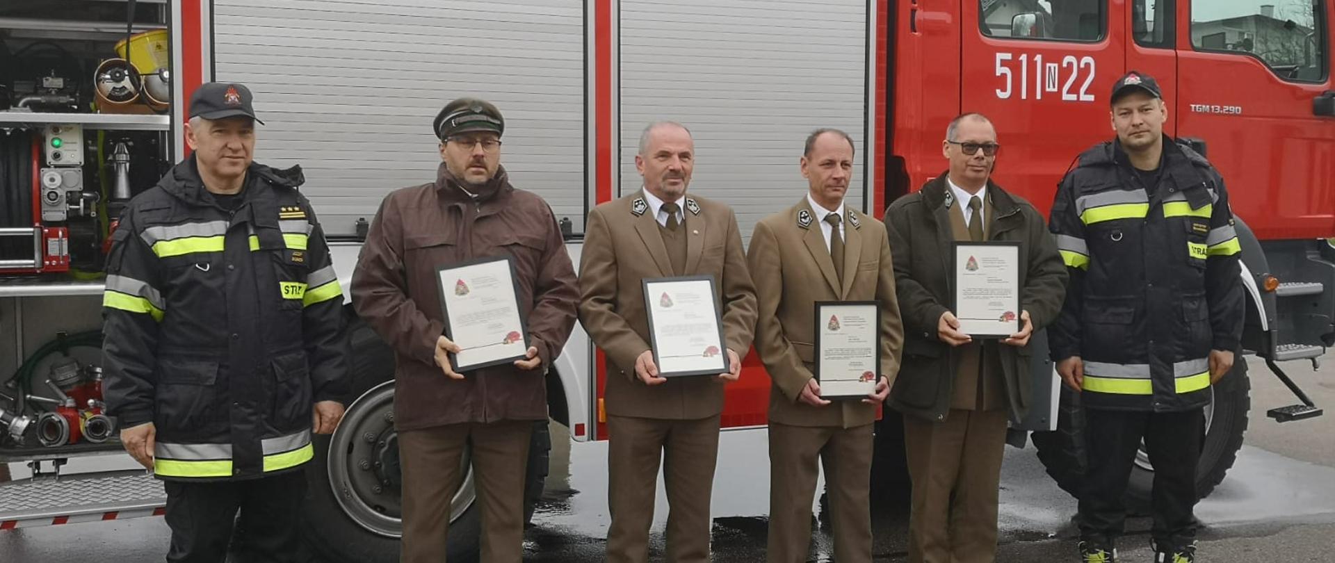 Leśnicy wspierają strażaków z Nowego Miasta Lub.