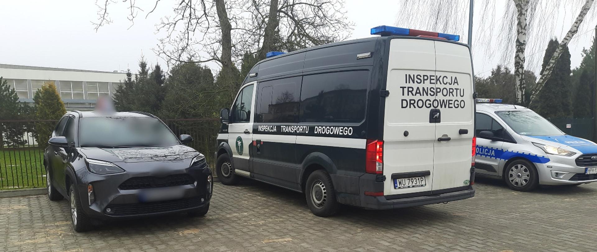 Miejsce kontroli przez patrol mazowieckiej Inspekcji Transportu Drogowego pojazdu i kierowcy świadczącego usługi zarobkowego przewozu osób za pośrednictwem aplikacji łączącej z klientem. 57-letni kierujący był w stanie po spożyciu alkoholu i został przekazany do dalszych czynności policjantom z Płocka.