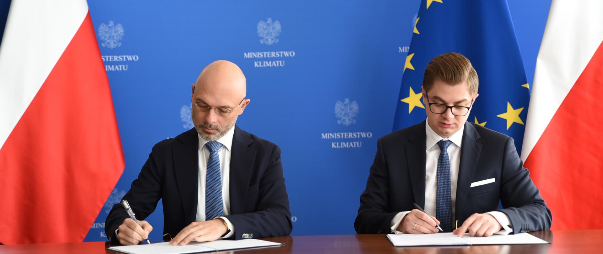 Minister klimatu Michał Kurtyka oraz prezes PAA dr Łukasz Młynarkiewicz 