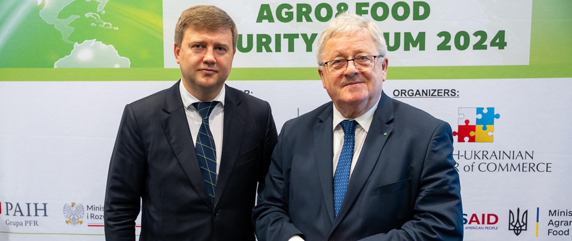 From the left, Minister of Agrarian Policy and Food of Ukraine Vitaliy Koval and Minister Czesław Siekierski (photo by the MARD)