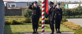 Dzień Flagi Rzeczypospolitej Polskiej w Komendzie Powiatowej PSP w Kazimierzy Wielkiej – powiat kazimierski 