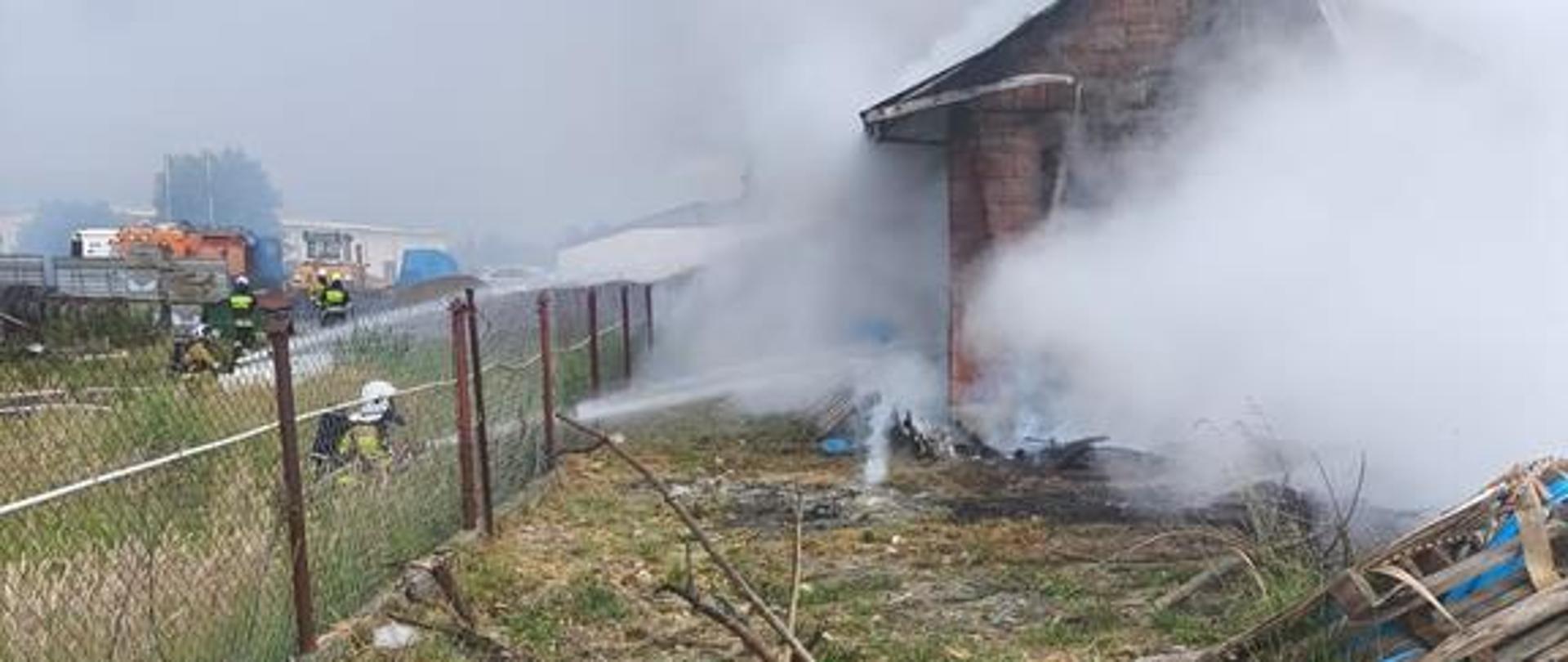 Pożar budynku magazynowego w miejscowości Połaniec