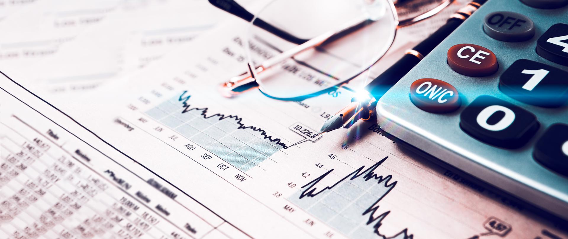 Statistics and graphs of banking economy and finance. Stock market and investments for savings. 