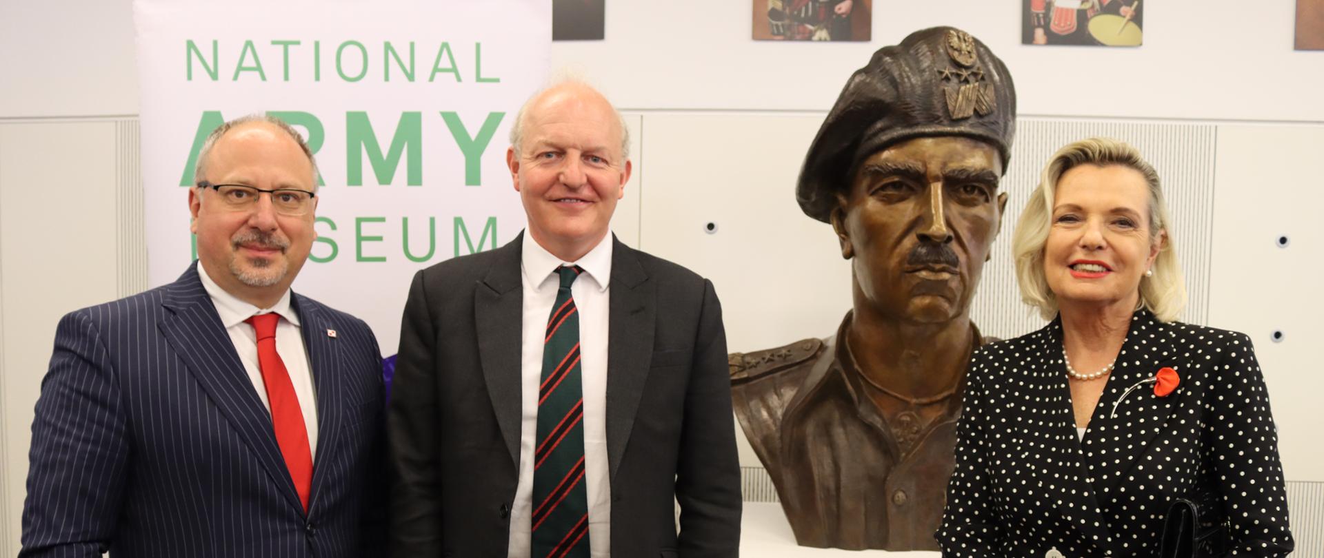 Gen Anders bust at National Army Museum