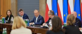 Premier Donald Tusk i Minister Sprawiedliwości Adam Bodnar podczas Konsultacji Obywatelskich w KPRM.