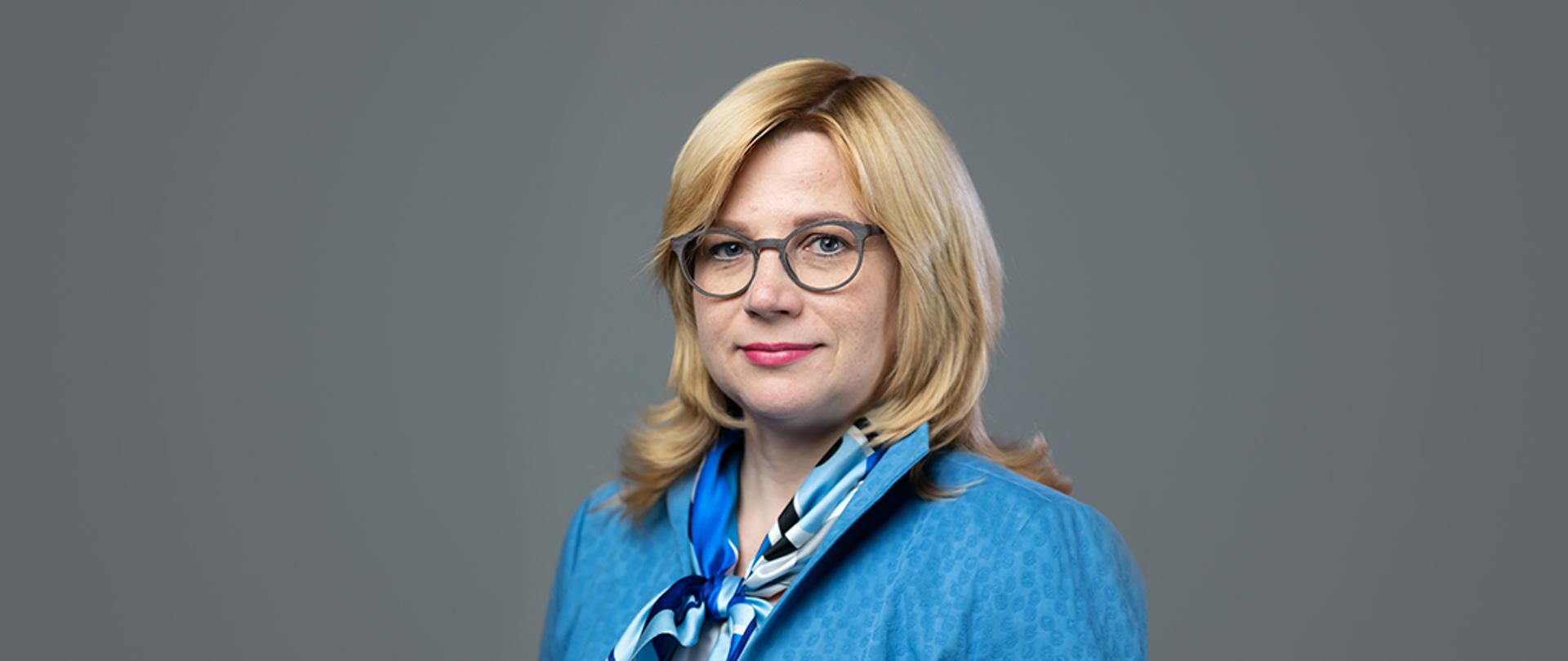 Urszula Kulisiewicz - Ministerstwo Spraw Wewnętrznych i ...