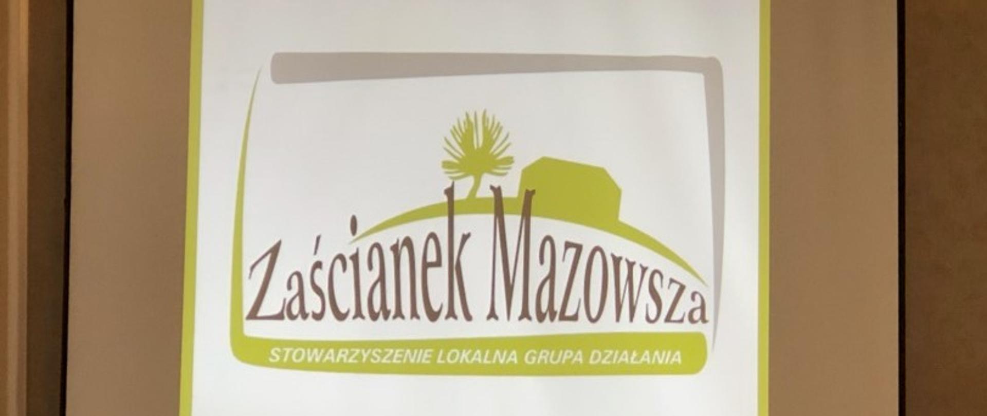 Na zdjęciu znajduje się napis Zaścianek Mazowsza