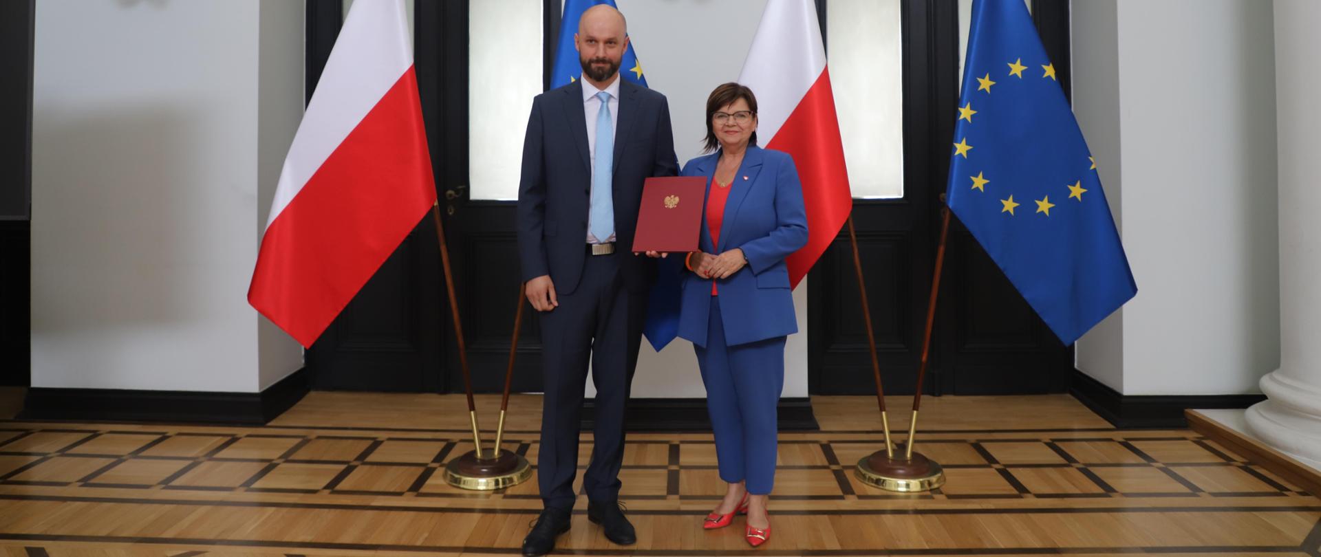 minister zdrowia Izabela Leszczyna i Łukasz Pietrzak, GIF