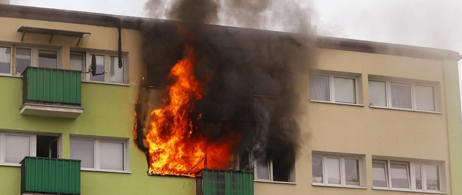 Pożar mieszkania przy ul. Kobielskiej w Warszawie