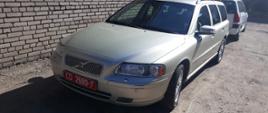 Ambasada RP w Mińsku ogłasza sprzedaż samochodu Volvo V70 w drodze przetargu publicznego