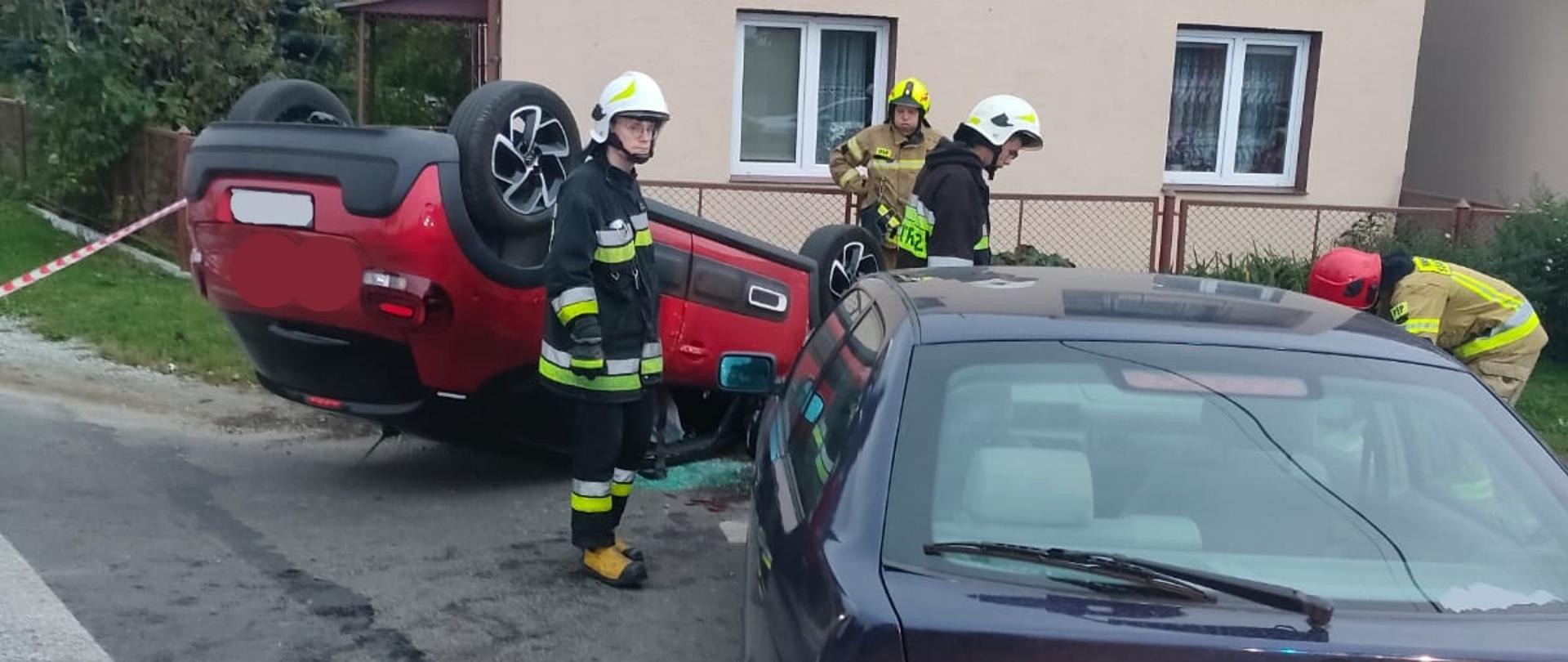 Samochody osobowe po wypadku komunikacyjnym