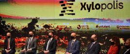 Minister klimatu i środowiska Michał Kurtyka podczas konferencji dot. „Xylopolis”