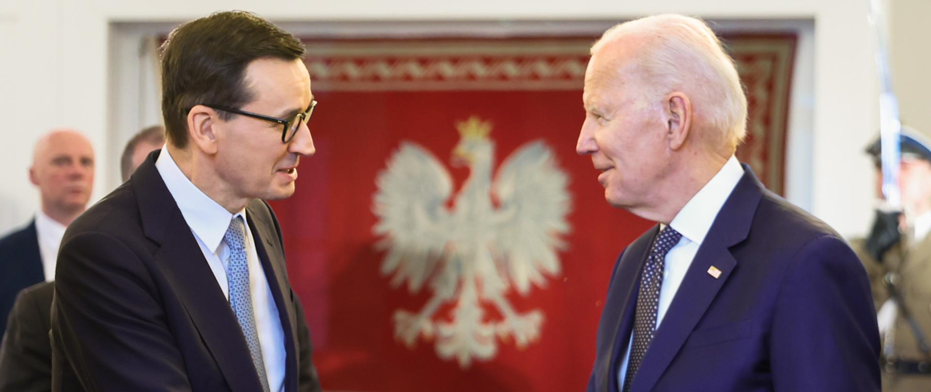 Prezydent USA Joe Biden i Premier Mateusz Morawiecki.