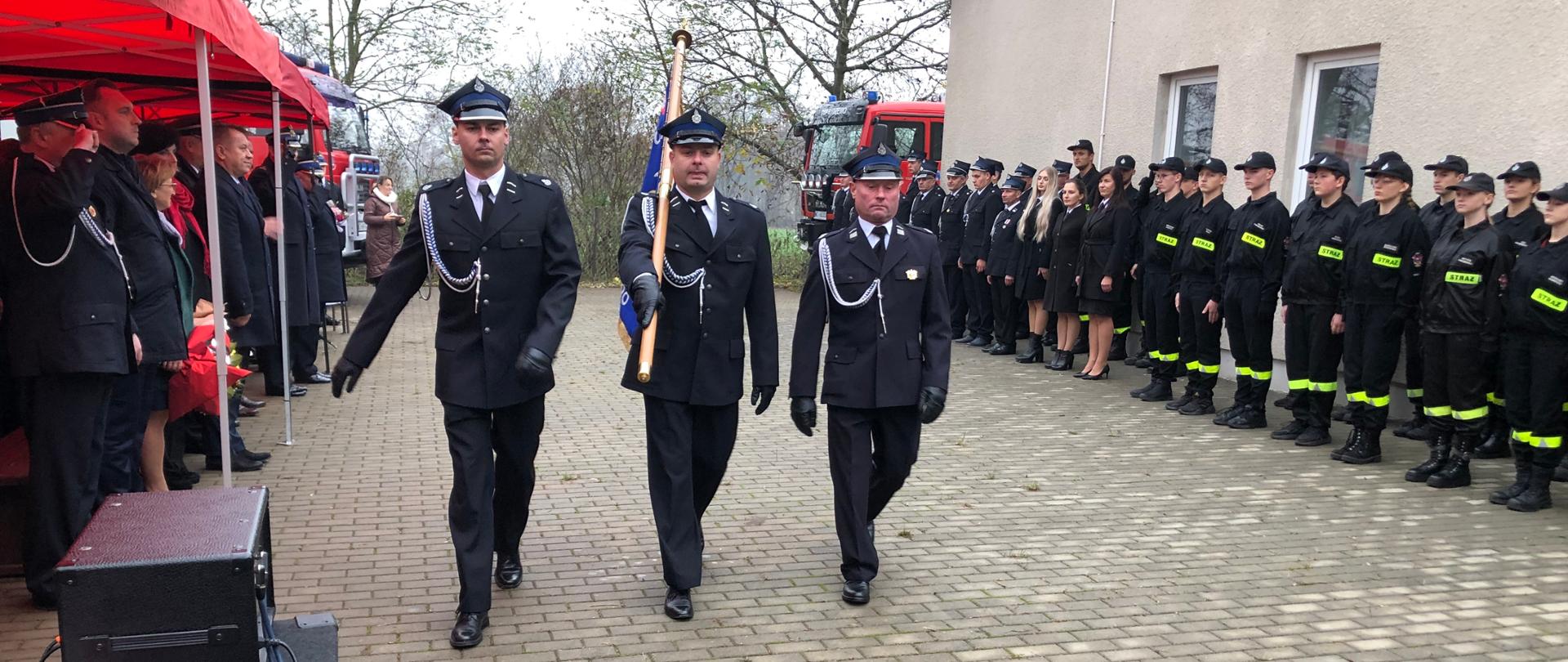 Gmina Ciechanów: przekazanie pojazdu pożarniczego dla OSP w Modle