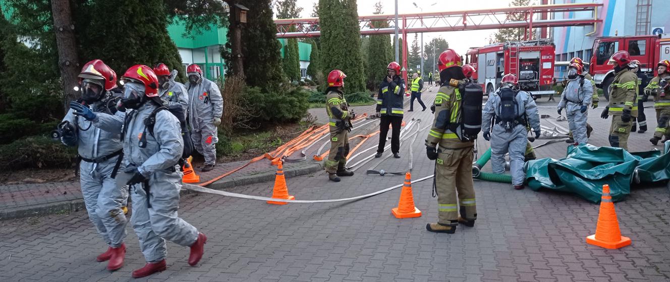 Wyciek Trójetyloaminy I Jedna Osoba Poszkodowana Komenda Powiatowa Państwowej Straży Pożarnej 3905