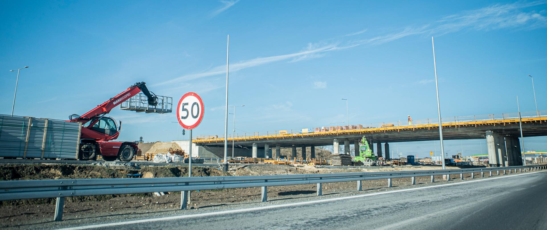 Budowa Autostrada A1 to 64 kilometry podzielone na cztery kontrakty.