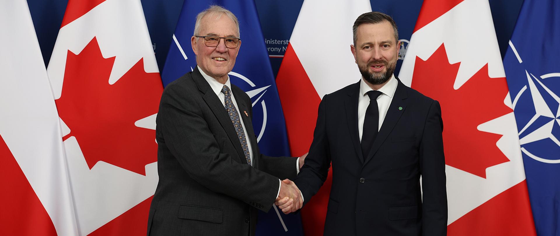 18 grudnia 2024 r. w siedzibie MON (przy ul. Klonowej) w Warszawie, wicepremier - minister obrony narodowej Władysław Kosiniak-Kamysz spotkał się z ministrem obrony Kanady Billem Blairem. Fot. Krzysztof Gumul/WCEO