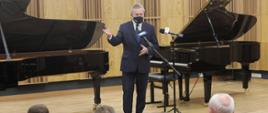 Państwowa Szkoła Muzyczna I stopnia w Zambrowie ma nową salę koncertową fot. (mr) PAP/Artur Reszko