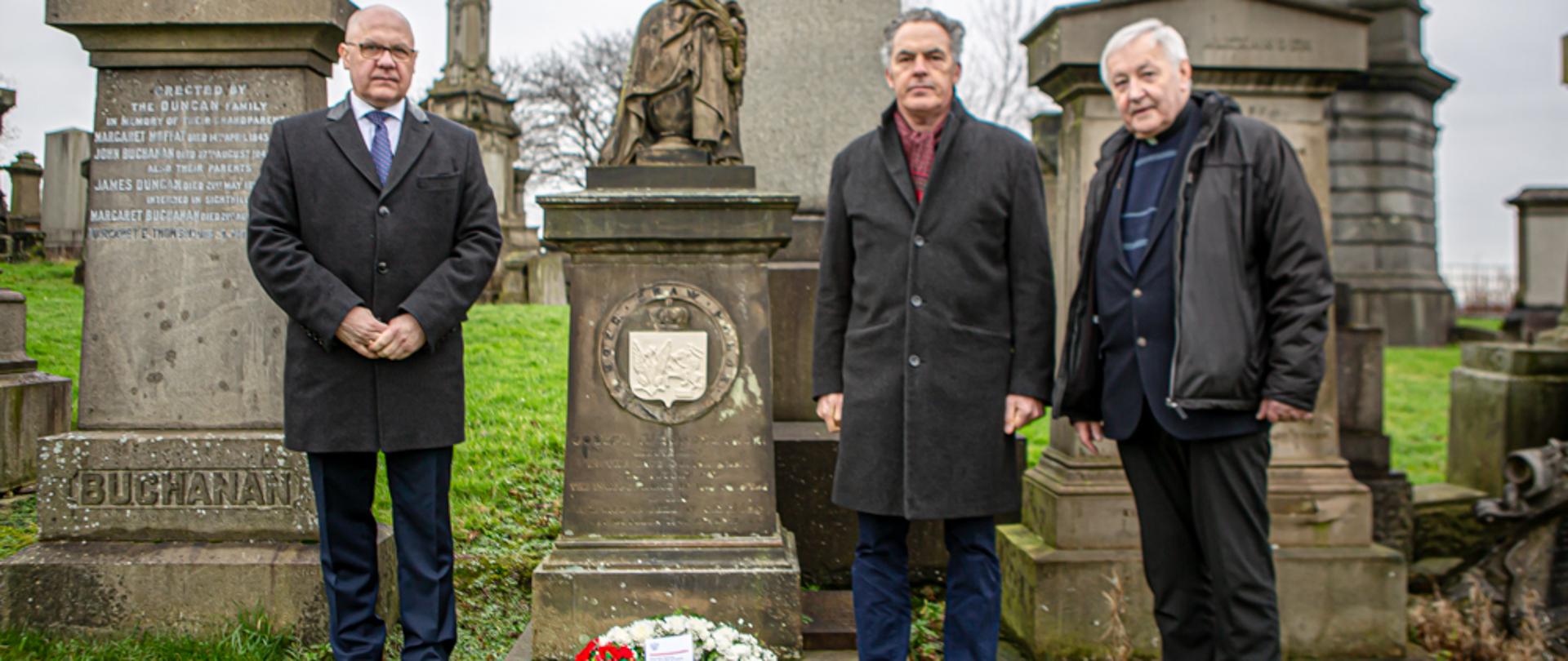 Powstaniec listopadowy J. Gomoszyński - Glasgow Necropolis