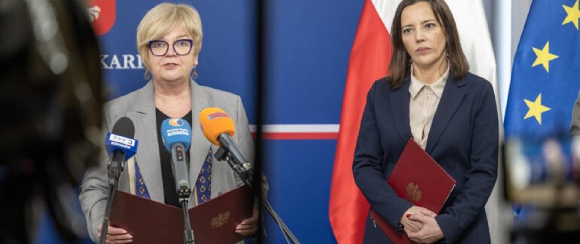 Wojewoda podkarpacki Teresa Kubas-Hul i dyrektor Wydziału Infrastruktury Monika Barszcz-Chodkowska podczas konferencji prasowej