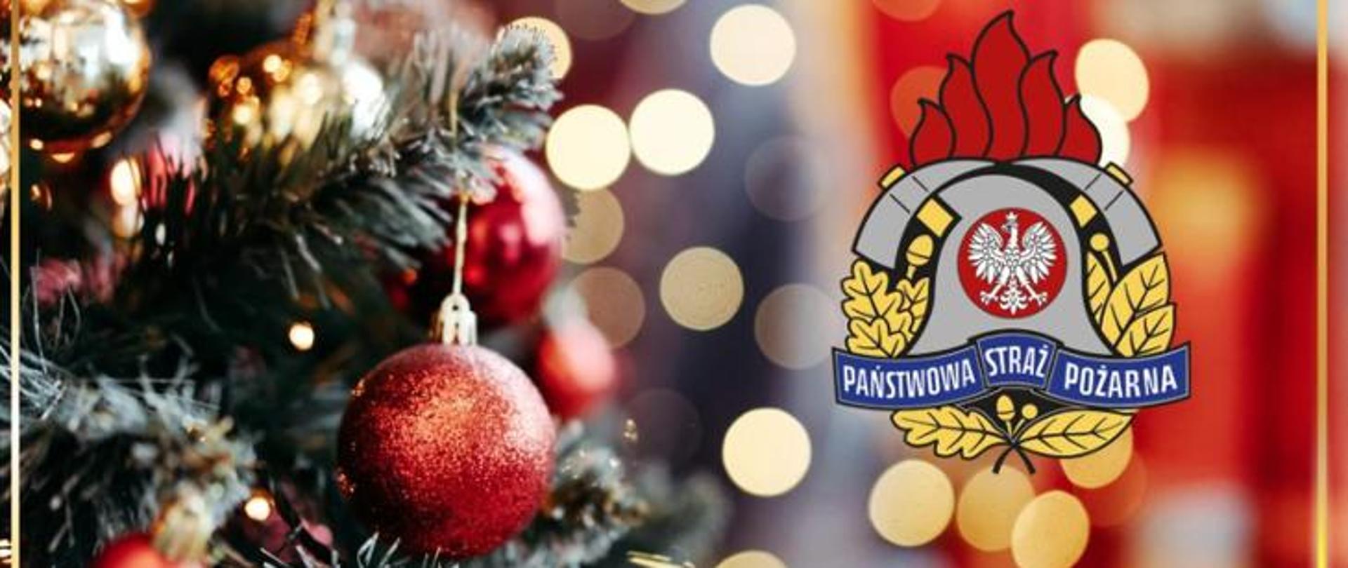 po lewej część choinki udekorowanej babkami po prawej logo Państwowej Straży Pożarnej