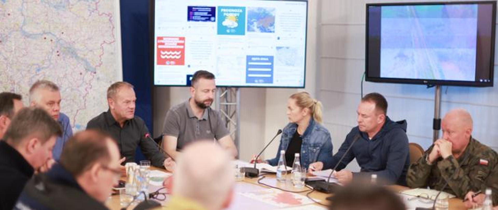 Prime Minister Donald Tusk during a meeting of the crisis staff