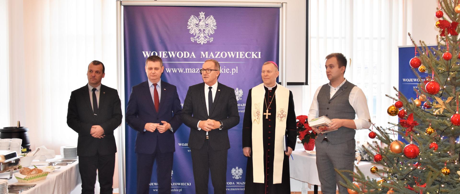 Spotkanie wigilijne w Delegaturze MUW w Radomiu z udziałem Artura Standowicza, Wicewojewody Mazowieckiego.