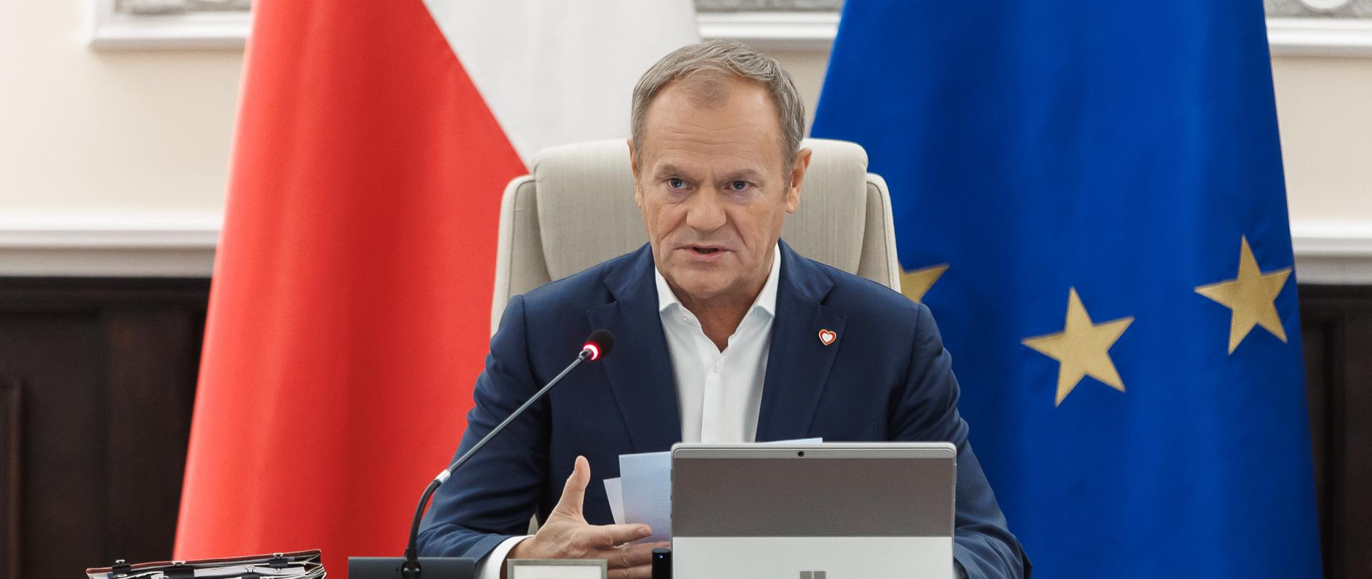 Premier Donald Tusk podczas posiedzenia Rady Ministrów 