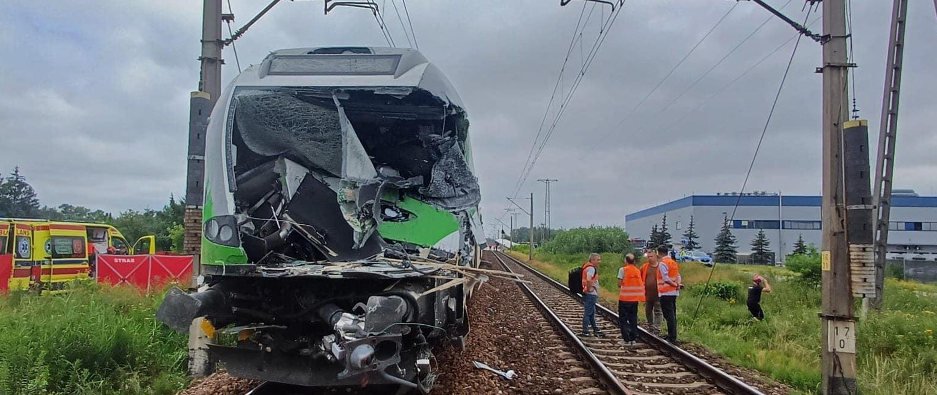 Tragiczny wypadek kolejowy w Ołtarzewie: Maszynista stracił życie