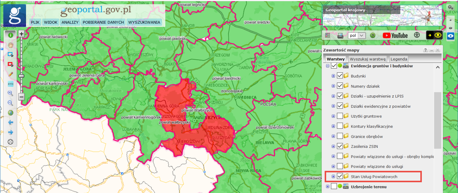 Zrzut z ekranu z serwisu www.geoportal.gov.pl z wyświetlonym stanem usług na fragmencie mapy Polski z zaznaczonym terenem, na którym usługi nie działają.