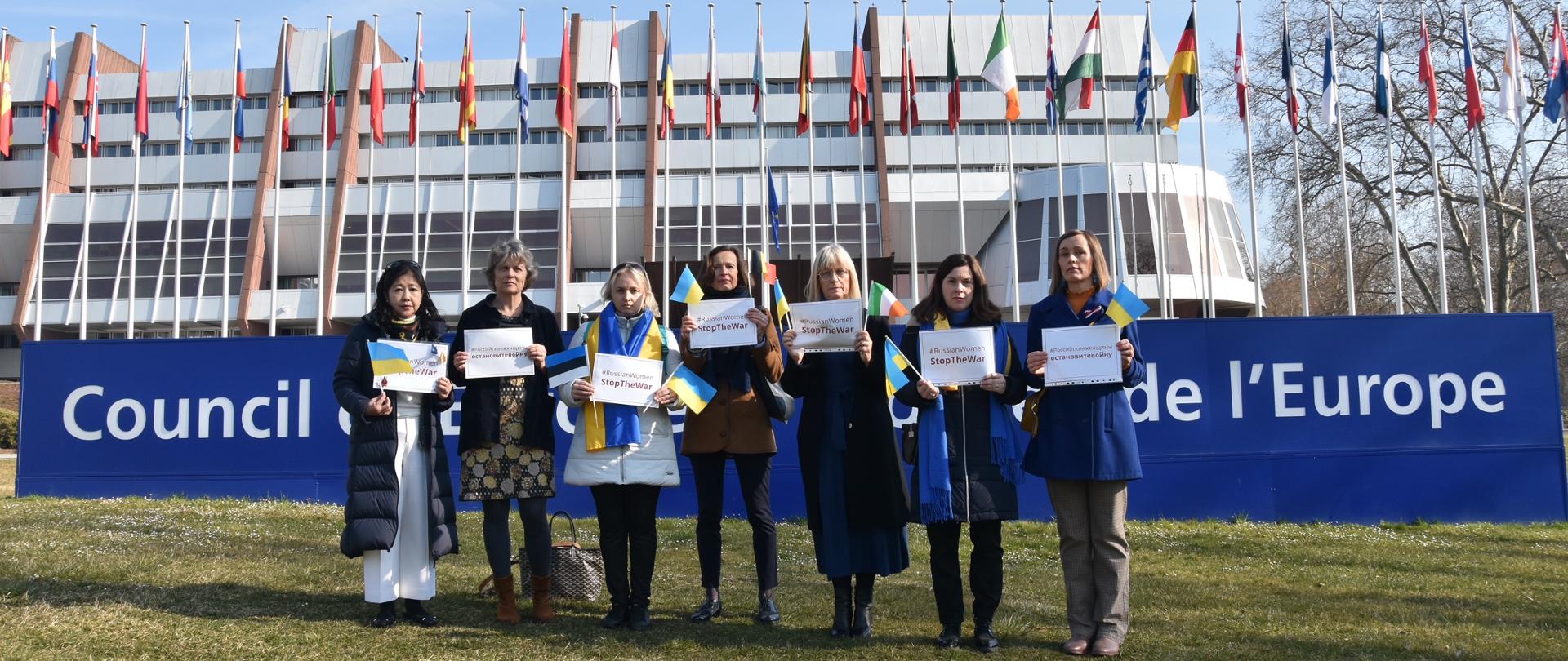 Spouses of the Permanent Representatives to the Council of Europe (PL, SLO, IR, BE, DK, EE, JPN (observ.)) with an appeal to Russian women: #RussianWomenStopTheWar # Российскиеженщиныостановитевойну