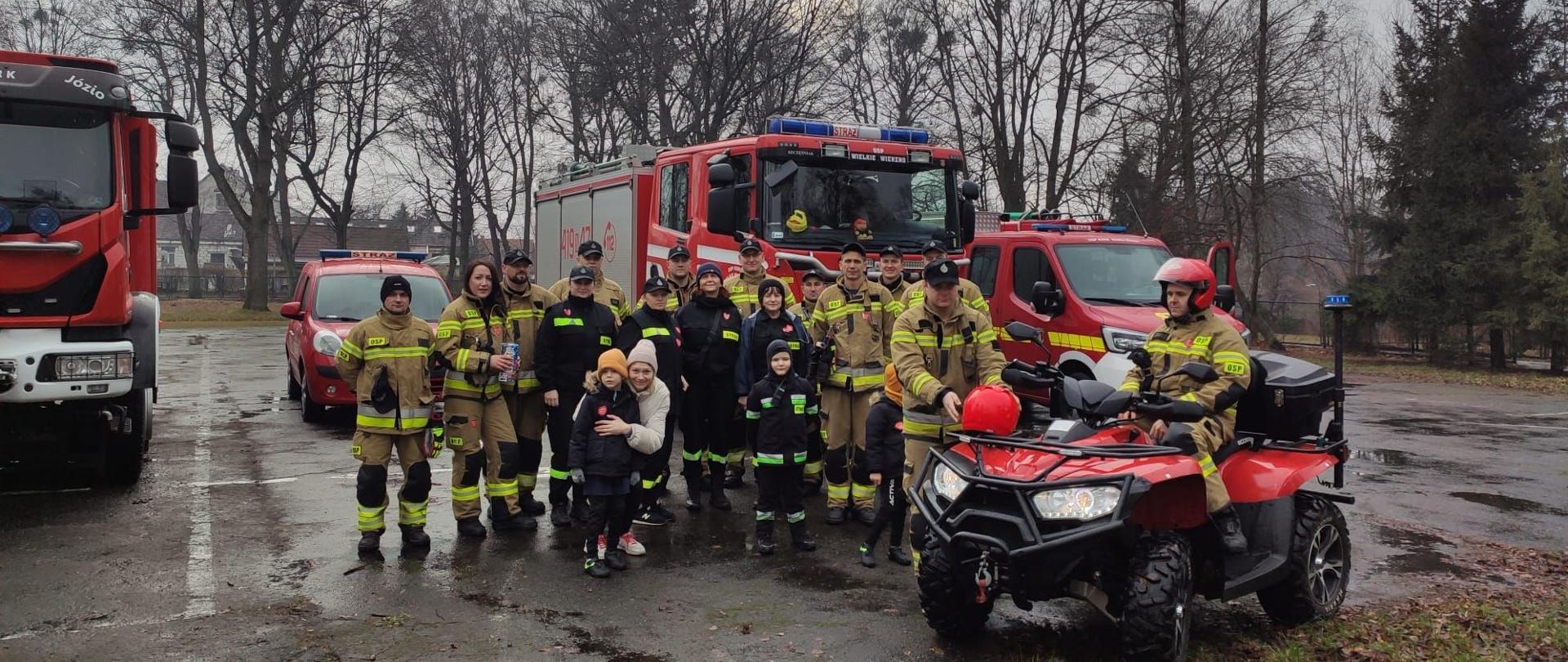 Na zdjęciu Braniewscy strażacy w 33. Finale WOŚP