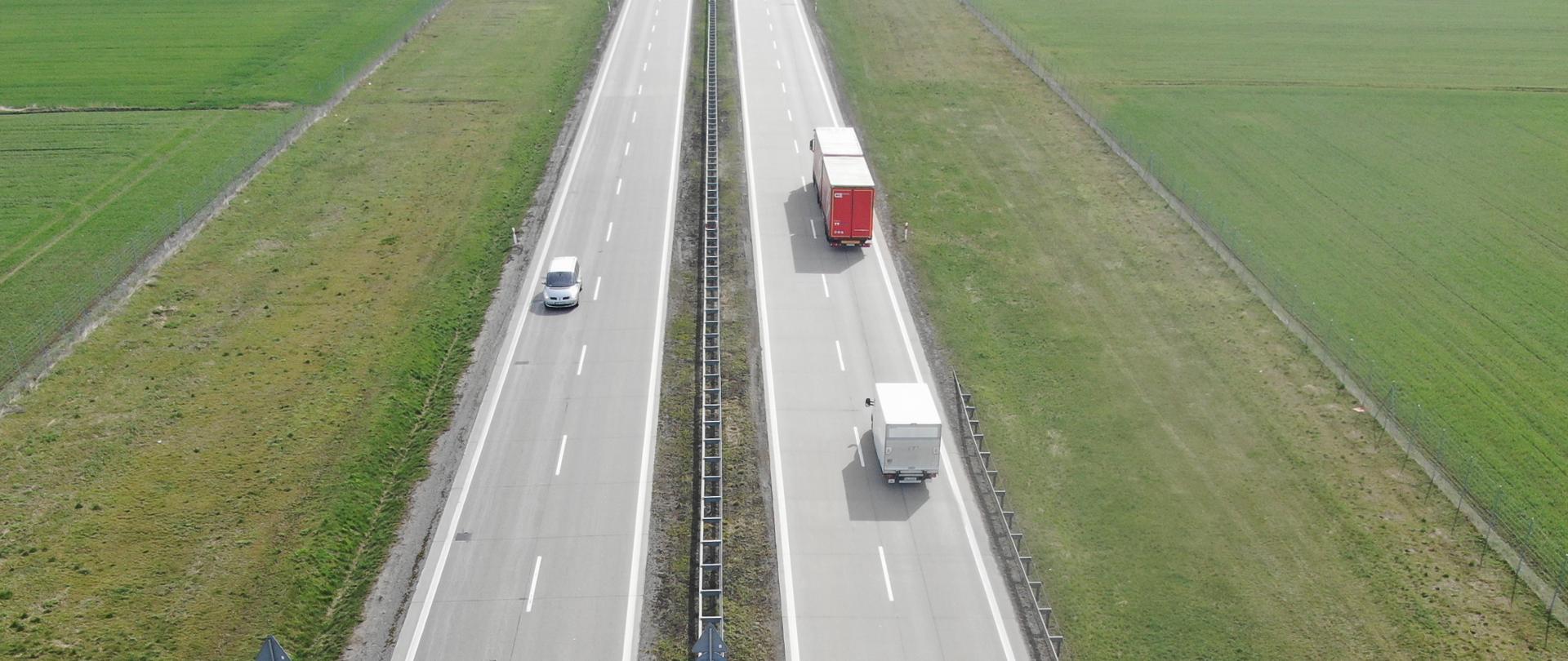 Na zdjęciu widać autostradę A4 na odcinki pomiędzy Krzyżową a Krzywą na Dolnym Śląsku. 