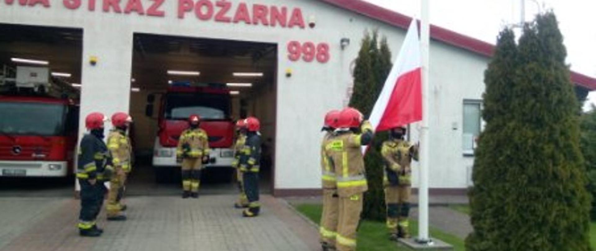 KP PSP Sławno Dzień Flagi Rzeczpospolitej Polskiej