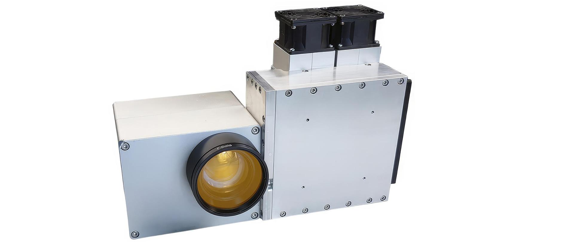 System grawerujący GLE-30-B. Kompaktowy system grawerujący o mocy 30W wykorzystujący niebieskie diody laserowe o długości fali 450nm.