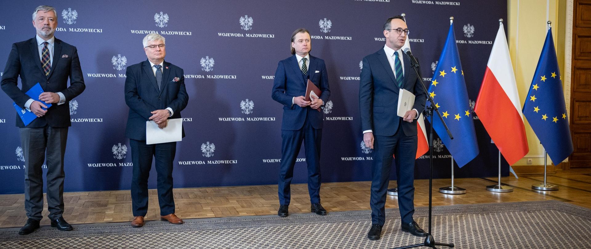 Wojewoda Mazowiecki wydał decyzję lokalizacyjną dla Centralnego Portu Komunikacyjnego. Poinformowano o tym podczas konferencji prasowej 9 stycznia 2025 r., w której wzięli udział minister infrastruktury Dariusz Klimczak, wiceminister infrastruktury, pełnomocnik rządu do spraw CPK Maciej Lasek, wojewoda mazowiecki Mariusz Frankowski oraz prezes zarządu spółki CPK Filip Czernicki.