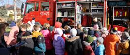 Prelekcje strażaków z zakresu kwalifikowanej pierwszej pomocy w Zespole Placówek Oświatowych – powiat kazimierski