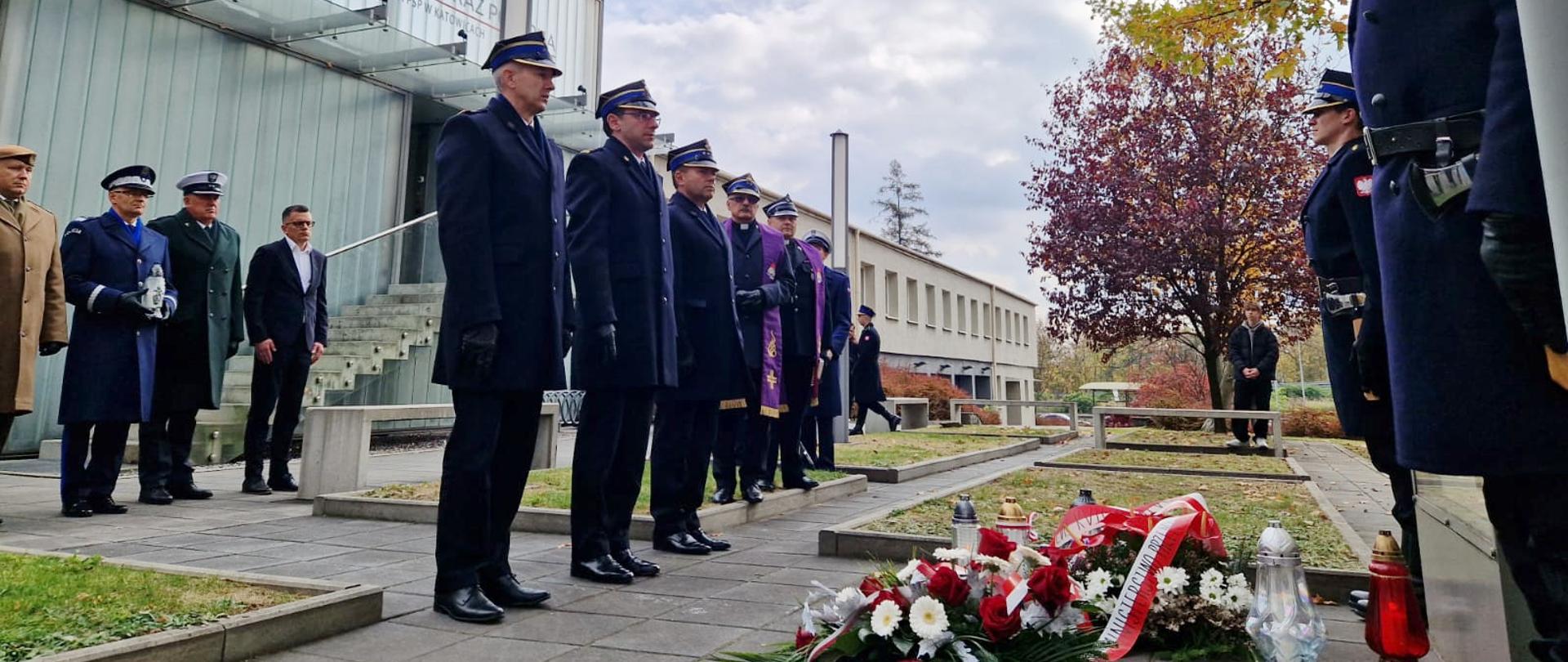 Pamięć o zmarłych i poległych