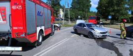Kolizja dwóch samochodów osobowych na skrzyżowaniu ulic Sokolej i Spółdzielczej w Skarżysku-Kamiennej
