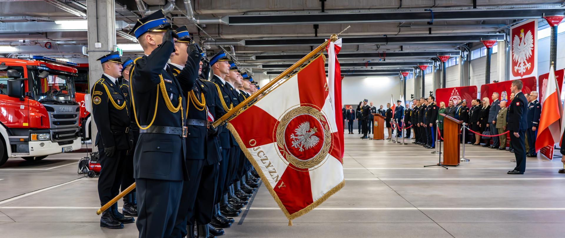 Uroczysta zbiórka z okazji Wojewódzkich Obchodów Narodowego Święta Niepodległości