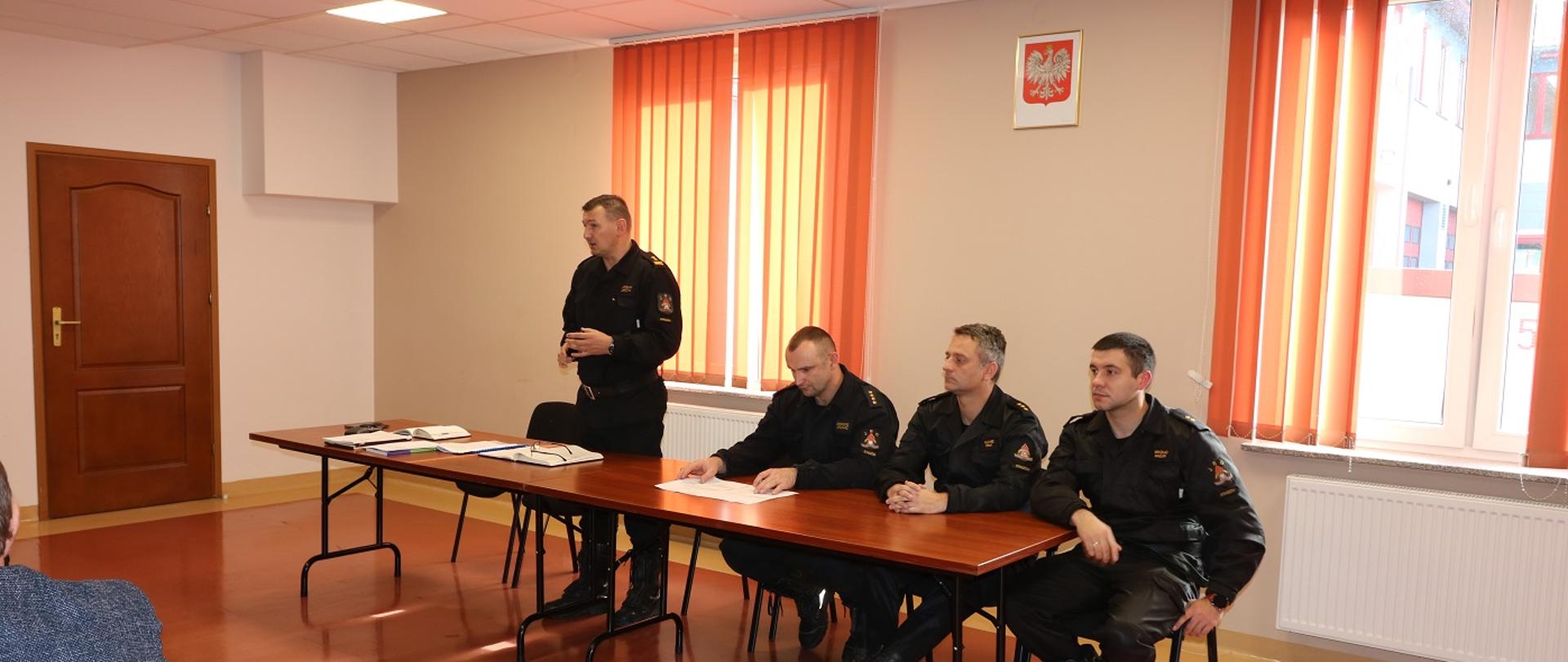 Spotkanie z kierownictwem jednostek OSP z terenu powiatu staszowskiego oraz pracownikami Urzędów Miast i Gmin oraz Urzędów Gmin prowadzących sprawy ochrony przeciwpożarowej