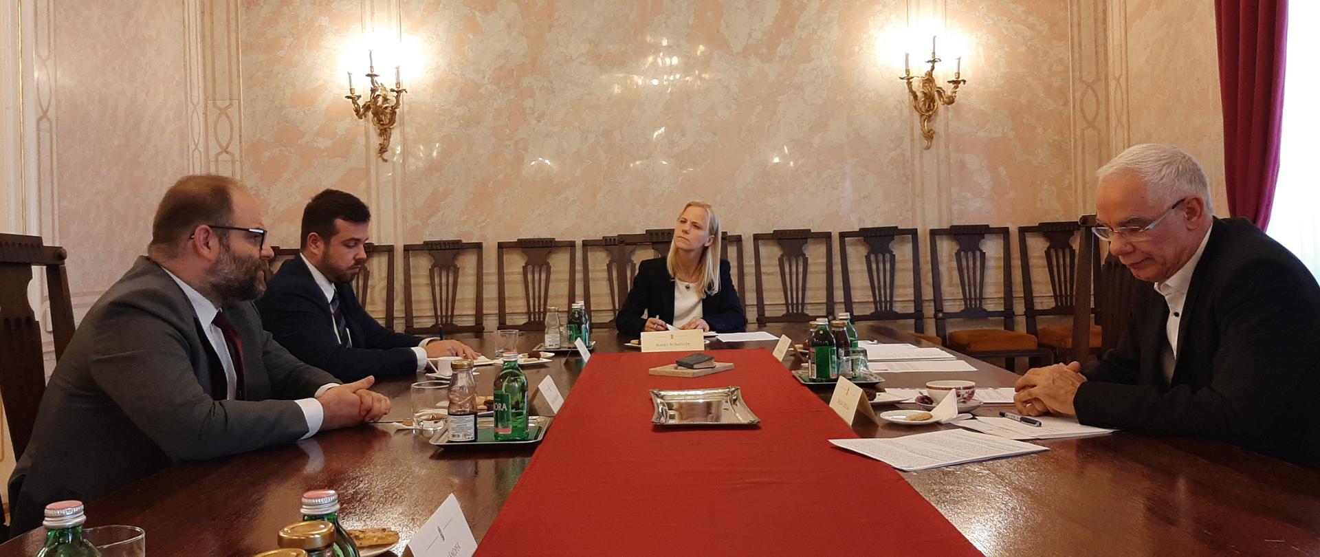 Wizyta wiceministra Lewandowskiego na Węgrzech