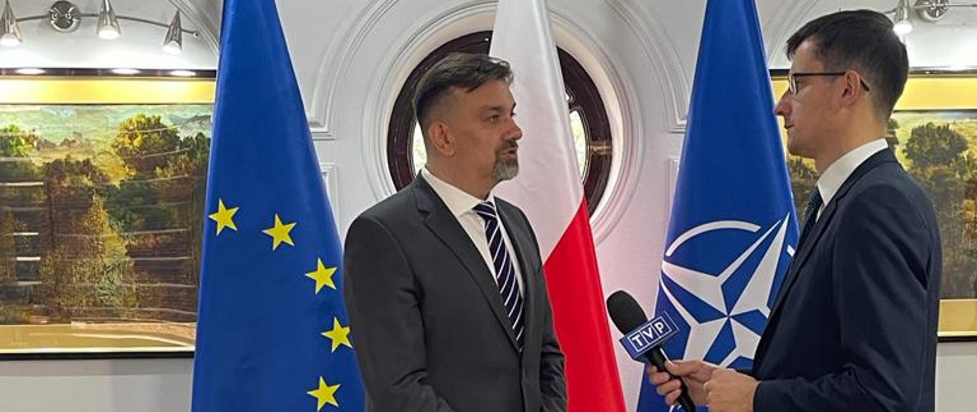 Wywiad Ambasadora Radosława Gruka dla TVP