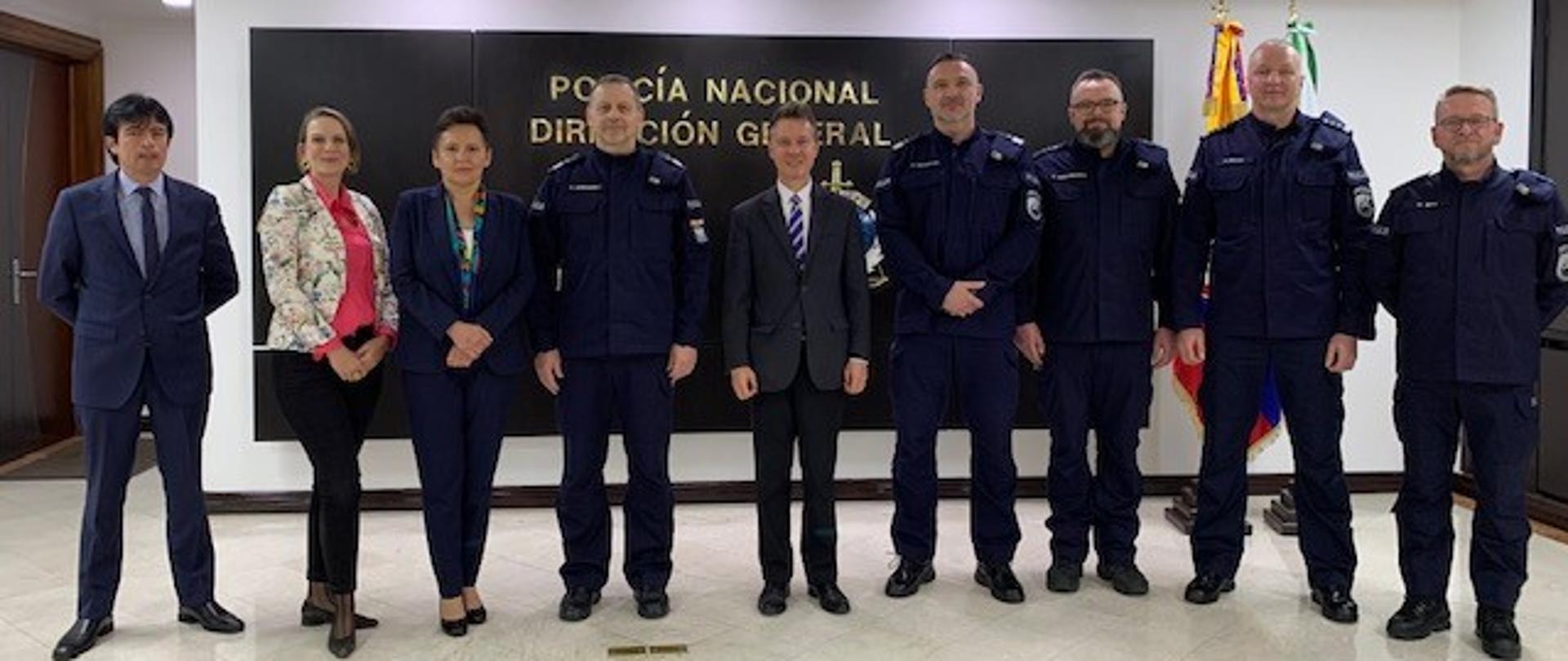 Delegación de la Policía de Polonia de visita en Colombia - febrero 2023