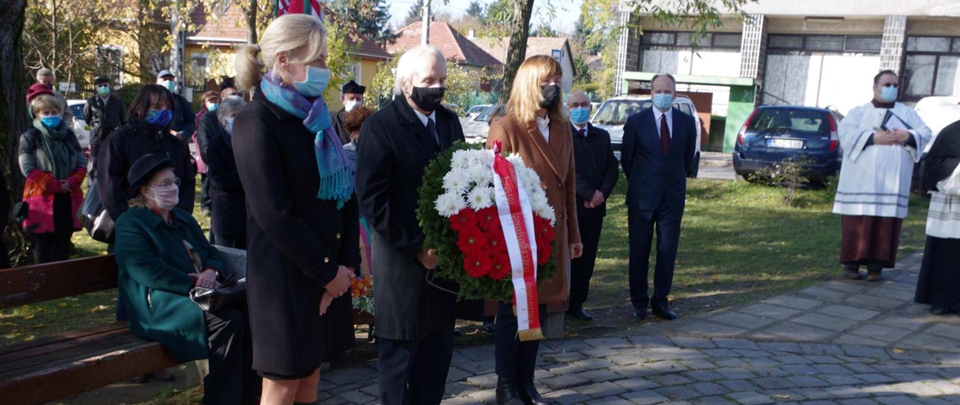 Koszorúzás a Varsói csata és Teleki Pál születésének évfordulóján Gödöllőn