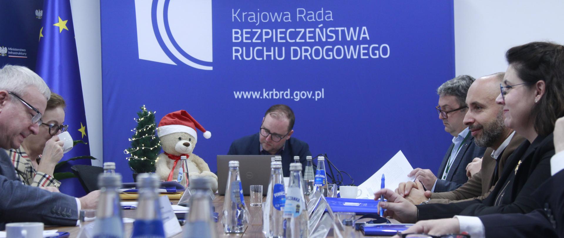 Edukacja i współpraca fundamentem poprawy bezpieczeństwa na drogach